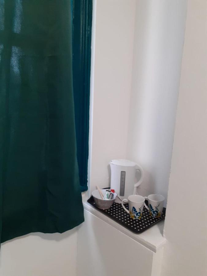 The View, 2* Hove